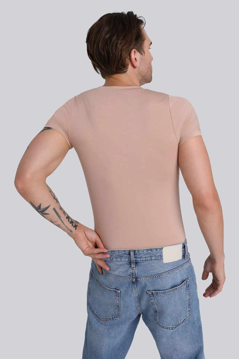 T-shirt Mr Invisible V-neck Cappuccino - Image 6