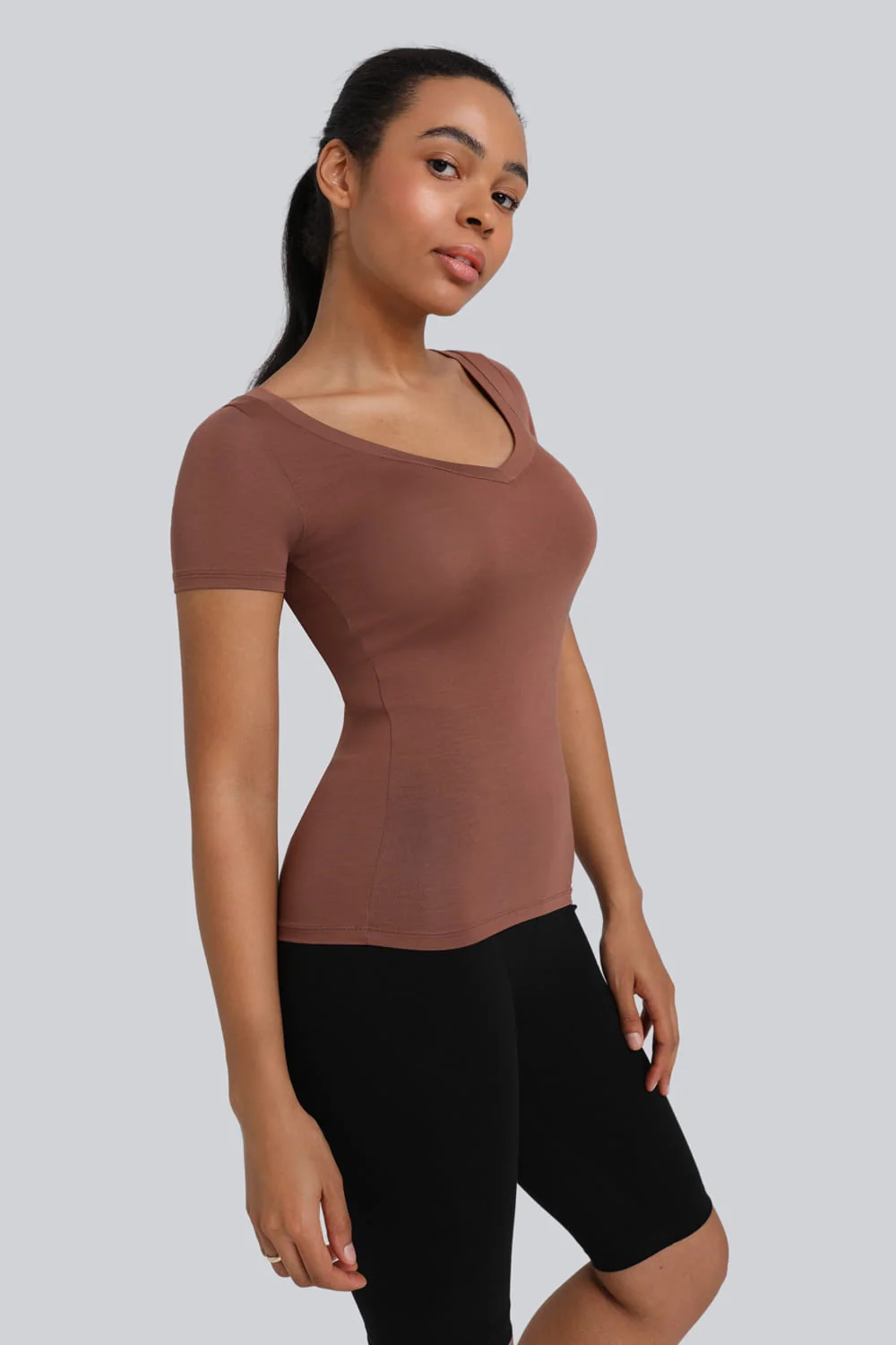 T-shirt Miss invisible V-neck Chocolate - Image 3