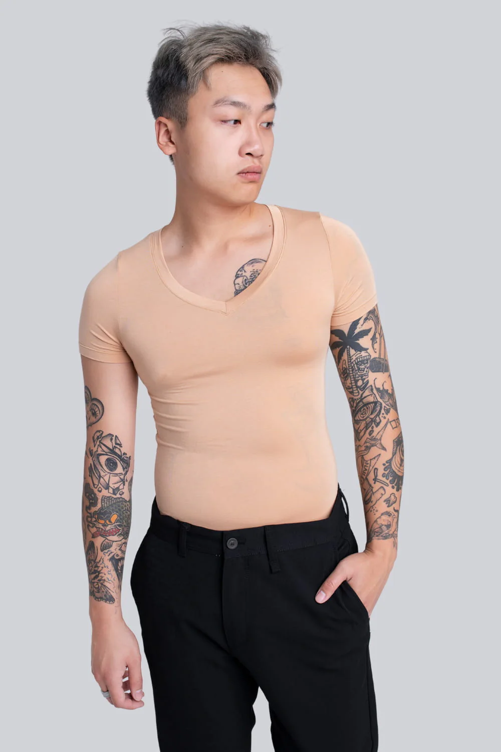 T-shirt Mr Invisible V-neck Nude - Image 5