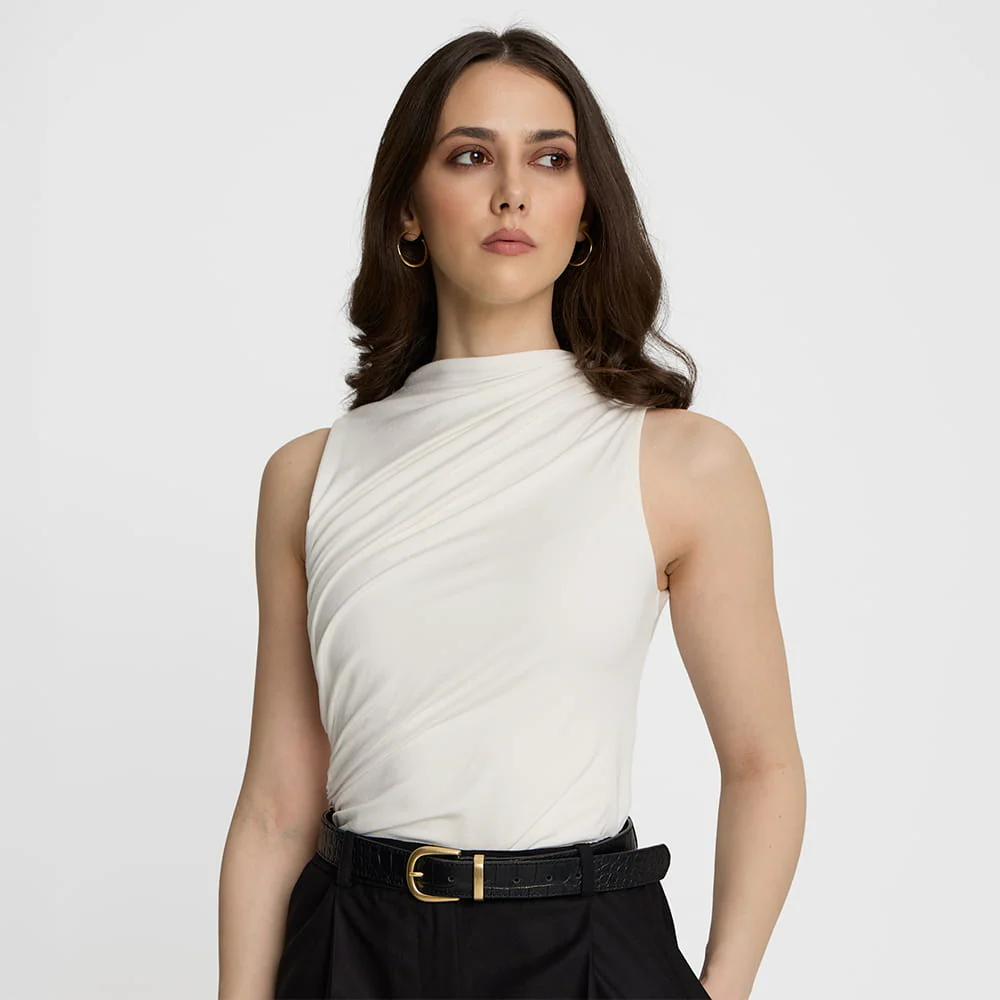 Top Miss Sculptural Off White - Image 7