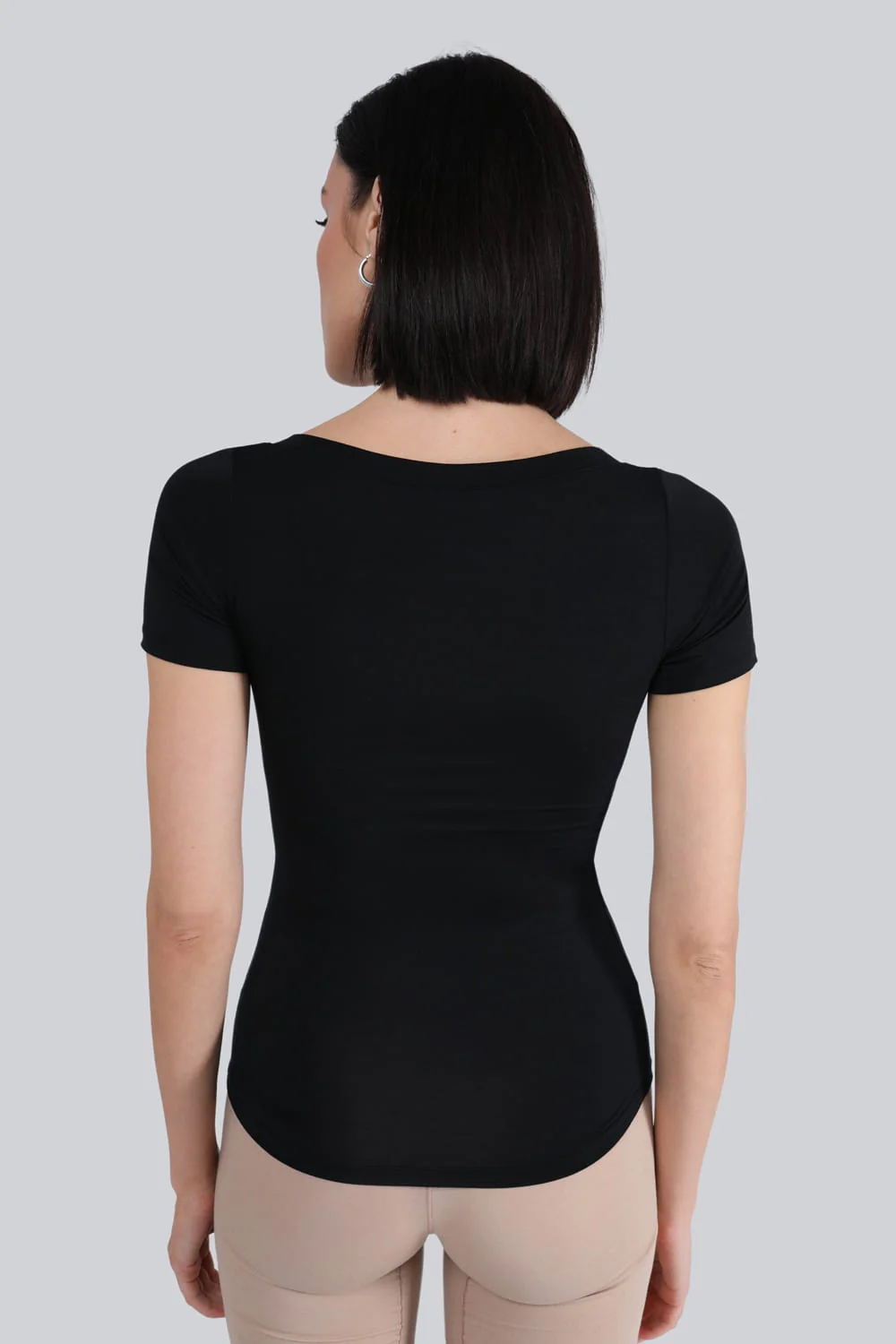 T-shirt Miss Invisible V-neck Black - Image 5