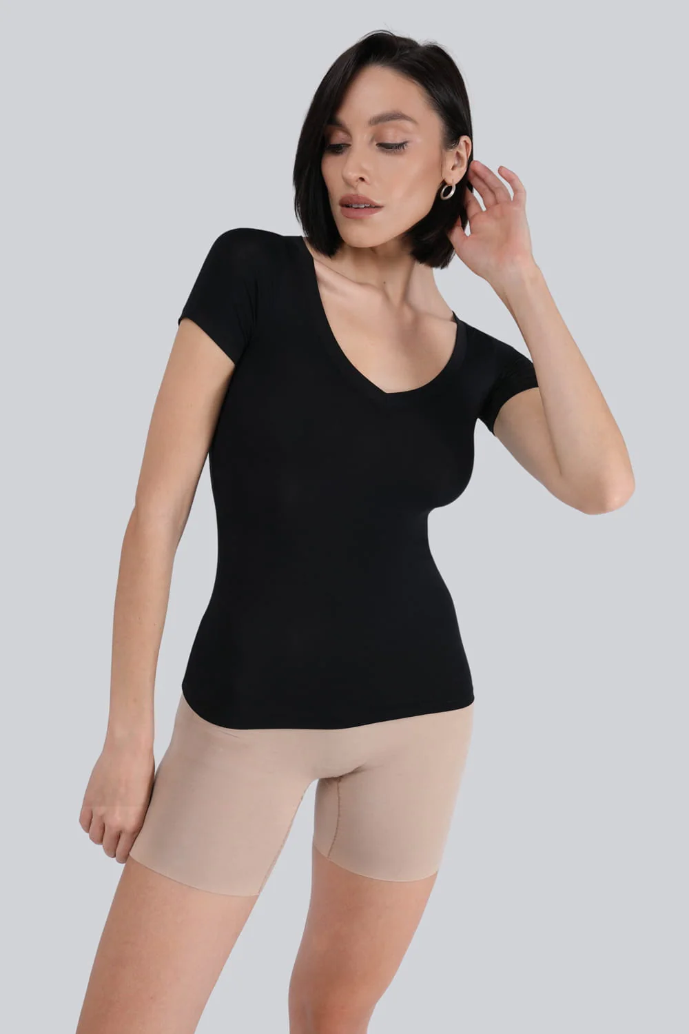 T-shirt Miss Invisible V-neck Black - Image 7